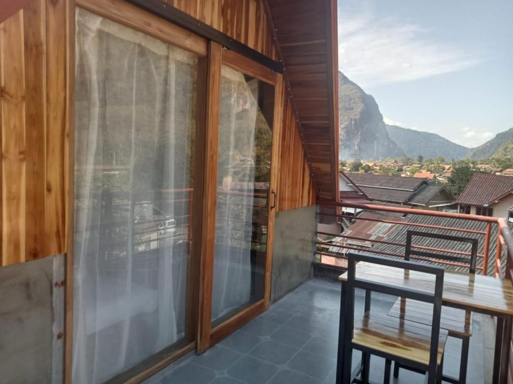 Amphai Guest House Nong Khiaw Exterior photo